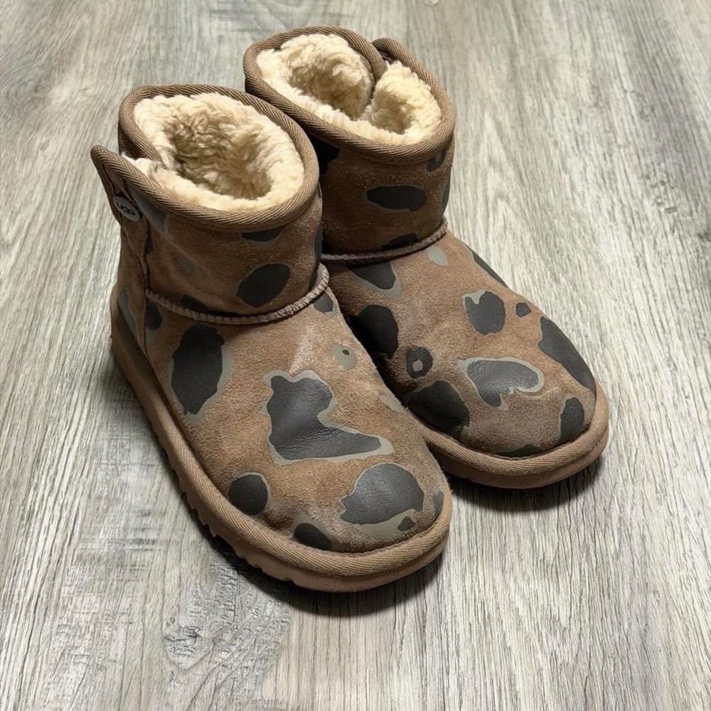 UGG Jona Appaloosa Boots Kids Size 2